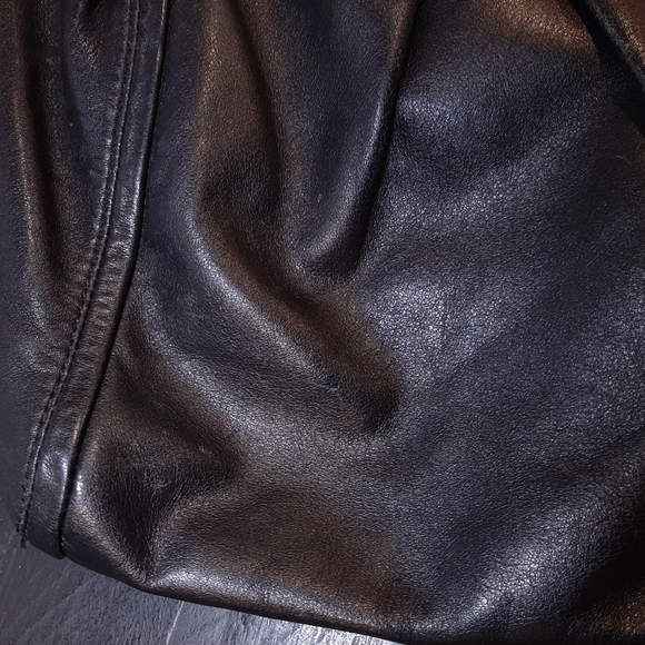 ❌SOLD❌Parker Leather Hobo Handbag Black Buttery Soft Gelato Pleated 13416 - Picture 13 of 14